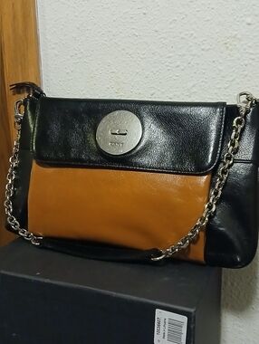 DKNY Donna Karan NY Colorblock Crossbody Bag L-Black&Tan Leather Silver Hardware